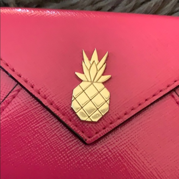 Victoria’s Secret - Picture 4 of 8